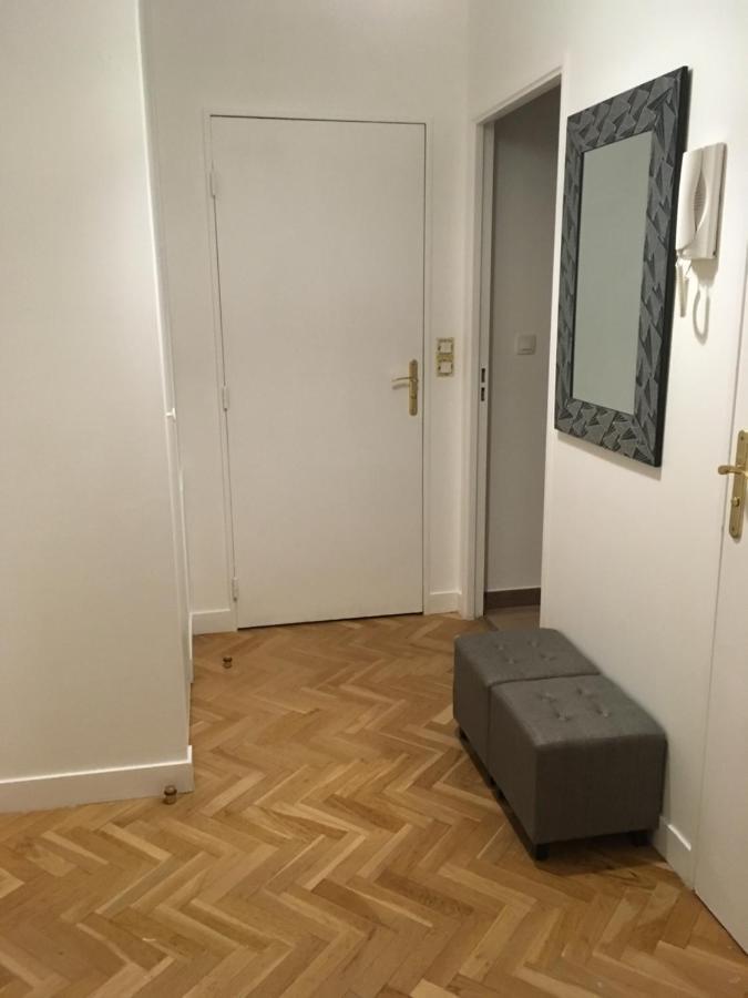 Appartement A Proximite De Disney De Val D Europe Montevrain Exterior photo